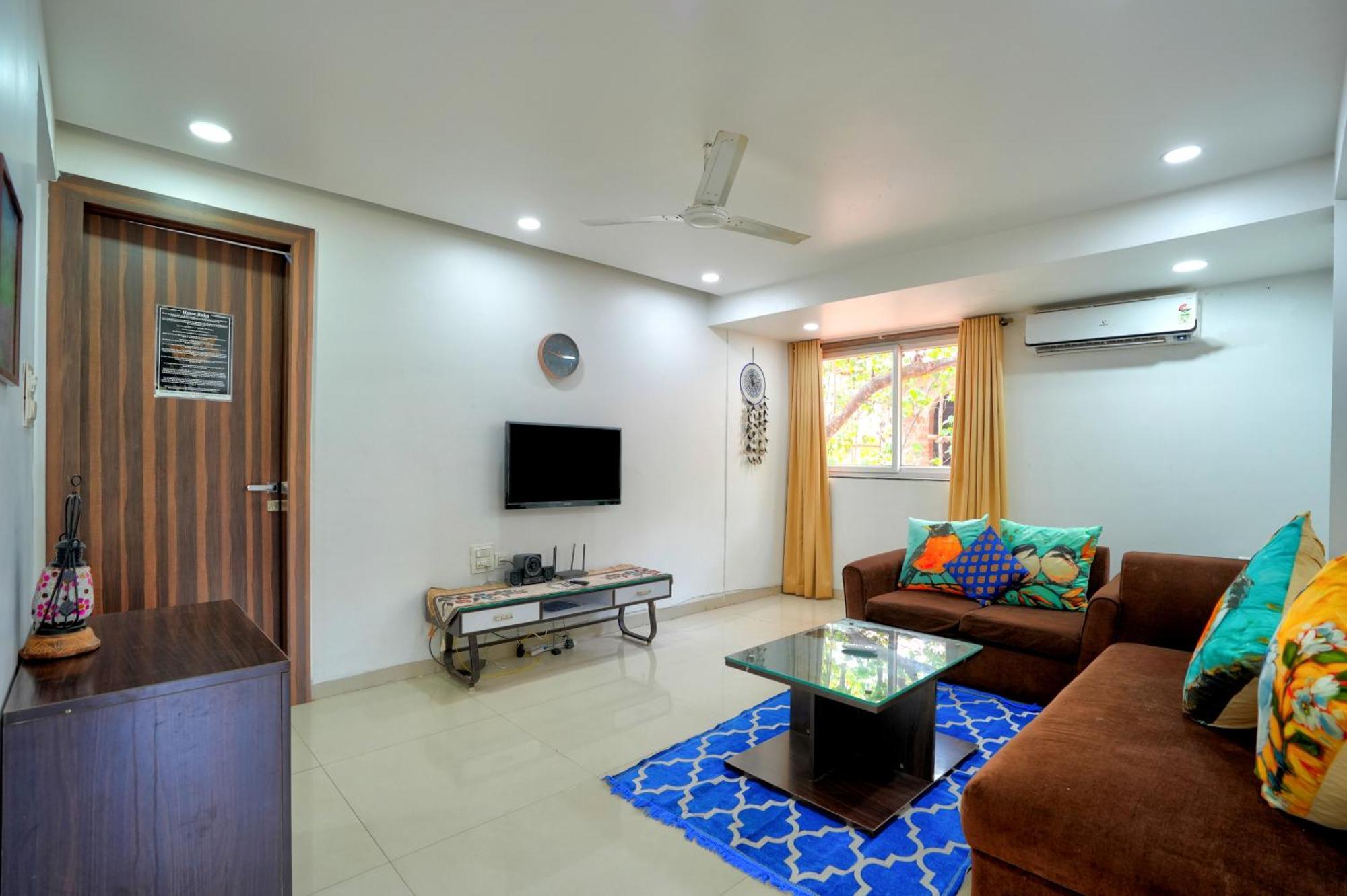 Luxurious Nirvana Apartments Vagator Exterior photo