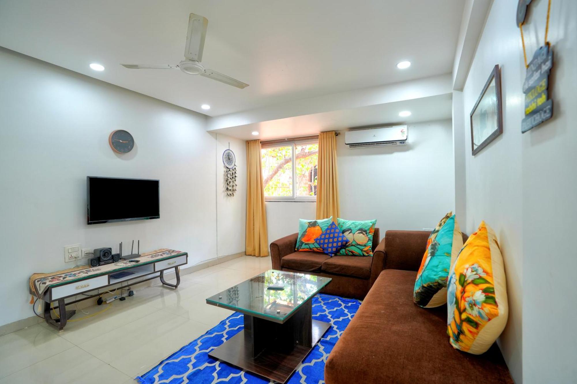 Luxurious Nirvana Apartments Vagator Exterior photo